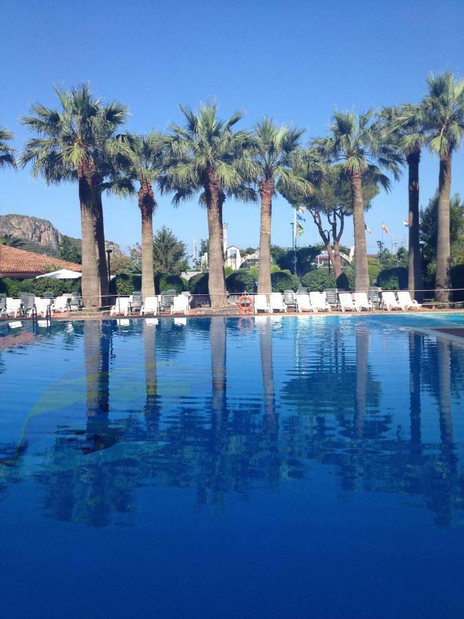 Villaggio Turistico La Mantinera - Appartamenti De Luxe Praia a Mare Bagian luar foto